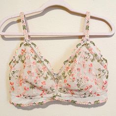 Aerie Embroidery Lace Triangle Bralette In The Sandalwood Print. Light Cream Nude Color With Pink, Orange, And Green Floral Details. Adjustable Straps And Three Adjustable Band Choices. The Xl Is Made With Extra Coverage For A Better Fit. New With Tags! Materials: Body: 100% Polyester; Mesh: 79% Recycled Nylon, 21% Elastane; Corp: 100% Polyester Blue Lacy, White Lace Bra, Free People Bralette, Floral Bra, Padded Bralette, Black Lace Bralette, Triangle Bralette, Orange And Green, Embroidery Lace