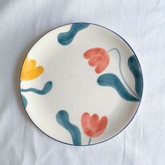 Set of 2 Large Flower Dinner Plates - ROSE BALIMBA Colourful Plates, Healthy Food Plate, Colourful Ceramics, Coffee Shop Aesthetic, Shop Aesthetic, Pretty Plates, Colourful Design, Flower Collection, Breakfast Plate