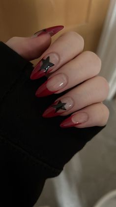 Wow Nails, Punk Nails, Grunge Nails, Black Nail, Star Nails, Fire Nails, Funky Nails