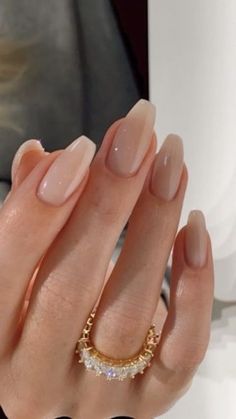 CHIC MINIMALIST NAILS | WEDDING NAILS Classy Nude Nail Designs 2024, Skin Tone Nails, Sns Nail Ideas, Elegant Bridal Nails, Girly Acrylic, Milky Nails, Casual Nails, Classy Acrylic Nails, Elegant Aesthetic