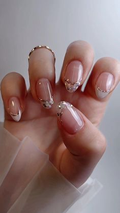 Tip Designs For Nails, Short Nail Gel Ideas, Nail Gel Ideas, Nail Gel Design, Nails Designs Short, Birthday Nail Designs, Nail Tip Designs, Nagellack Trends, Chrome Nails Designs