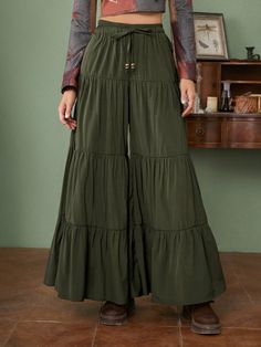 Solid Ruffle Hem Wide Leg Pants Army Green Casual   Woven Fabric Plain Wide Leg Non-Stretch  Women Clothing, size features are:Bust: ,Length: ,Sleeve Length: Boho Earthy Style, Romwe Fairycore, Goth Bohemian, Genshin Oc, Hippie Grunge, Moda Hippie, Estilo Hippy, Drawstring Waist Pants, Cottagecore Outfits