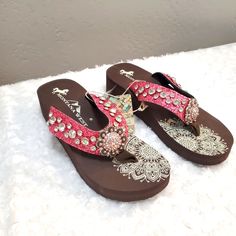 Beautiful Pink Montana West Platform Flip Flops. Thick Foam At The Heel Makes Them Super Comfy. Brown Shoe With Sparkly Pink Covered By Big Blingy Jewels. Brand New With Tags, Never Worn Except To Try On. Pink Rhinestone Round Toe Sandals, Platform Flip Flops, Brown Shoe, Pink Brown, Try On, Women's Shoes Sandals, Montana, Flip Flops, Shoes Sandals