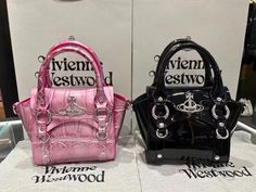 Vivienne Westwood Bags, Luxury Bags Collection, Girly Bags, Fancy Bags, Pretty Bags, Cute Purses, Cute Bags, Mode Inspiration, Dream Clothes