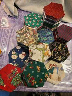 many different types of ties on a table