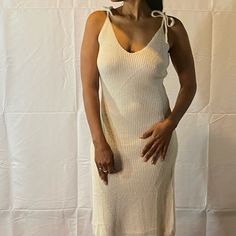 Beautiful Light Knitted Midi Dress. Elegant Knit Mini Dress For Beach, Elegant Knit Mini Dress For The Beach, Knit V-neck Mini Dress For Day Out, Elegant Knit Midi Dress For Vacation, Chic Knit Midi Dress For Vacation, Chic Knit Dress For Vacation, Chic Knit Vacation Dress, Chic Knitted Mini Dress, Elegant Knit Midi Dress For Day Out