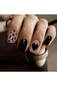 YOSOMK Black Press on Nails Short Square Fake Nails with Heart Dots Design Acrylic Stick on Nails Cute Glossy False Nails for Women Tiny Black Heart Nails, Gel Glue, Stick On Nails, Dots Design, False Nails, Square Design, Black Nails, Glue On Nails