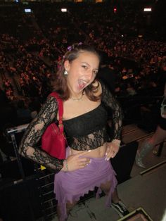 Olivia Rodrigo Outfits Concert Guts, Oliva Rodrigo Outfits Ideas Guts Tour, Olivia Rodrigo Guts Inspired Outfits, Bad Idea Right Olivia Rodrigo Outfit, Olivia Rodrigo Concert Outfit Inspo Guts, Olivia Rodrigo Concert Outfit Ideas, Olivia Rodrigo Concert Outfit, Olivia Pink