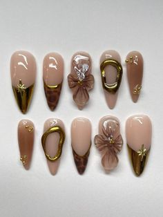 Cute Brown Nails Short, Lace Inspired Nails, Bali Inspired Nails, Nail Design For Dark Skin Women, Nail Art For Dark Skin Tone, Classy Nails French Tip, Fall Gel X Nails, Almond Nails Dark, Classy Nails French