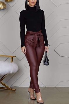 Size(in) Waist Hip Length S 28.3 39.4 42.1 M 29.9 40.9 42.5 L 31.5 42.5 42.9 XL 33.1 44.1 43.3 XXL 34.6 45.7 43.7 Faux Leather Pants Outfit, Distressed Outfit, Look Legging, Leather Pants Outfit, Trouser Outfits, Winter Stil, Chic Casual, Outfits For Women, Faux Leather Pants