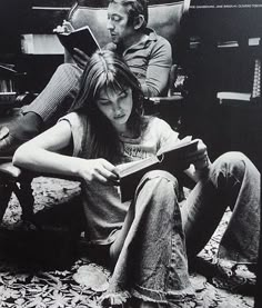 People Reading, Book Exchange, Rockstar Gf, 얼굴 그리기, Daisy Jones, Late 1960s, Foto Poses