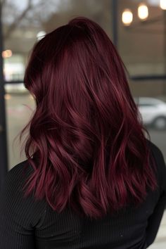 30+ Striking Red Hair Color Ideas Trending in 2024 - Flo's Blog Wine Colored Hair Balayage, Dark Res Hair, Dark Wine Red Hair Color, Red Color Hair Ideas, Red Wine Hair Color Dark, Dark Wine Hair Color, Dark Red Wine Hair, Hair Color Wine Red