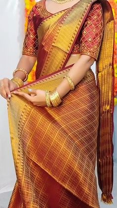 New Look Saree Design, Royal Blouse Designs Indian, Katapadrachi Saree Blouse Design, New Dress Designs For Wedding, How To Tie Saree Perfectly, Saari Drape Style, New Sari Design, Saree Blouse Styles Back, Wear Saree In Different Style