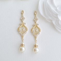 Vintage Gold Earrings-Elizabeth - PoetryDesigns Pretty Jewellery Earrings, Vintage Bridal Earrings, Elegant Gold Earrings, Pearl Drop Earrings Bridal, Long Pearl Earrings, Vintage Gold Earrings, Bridal Jewelry Vintage, Vintage Earring, Gold Earrings Wedding