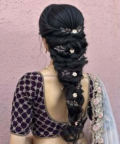 Messi Braids Hairstyles Indian, Messy Braid Indian Wedding, Messy Braided Hairstyles, Messy Braid, Down Hairstyles For Long Hair, Leg Mehndi, Engagement Hairstyles, Bridal Braids