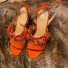 New Never Worn Spring Orange Heels With 4-inch Heel, Chic Orange Sandals For Spring, Chic Orange Wedge Heels, Chic Orange Low Heel Heels, Chic Orange Low Heels, Orange Spring Heels With 4-inch Heel, Orange 4-inch Heel Spring Heels, Elegant Orange Heels For Spring, Shoes Orange