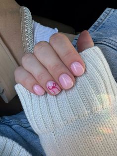 Bow nails trendy nails nail inspo pink nails simple nails natural nails Short Pink Nails, Bow Nail Designs, Bow Nails, Natural Nail Designs, Pink Gel Nails, Short Gel Nails, Nagel Tips, Simple Gel Nails, Girly Acrylic Nails