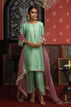 Mishaal (Two Piece)– Zaaviay Silk Patiala Suit, Wedd Dresses, Pink Organza Dupatta, Handwork Dupatta, Nikah Dress, Silk Kurti, Machine Work, Patiala Suit, Salwar Kamiz