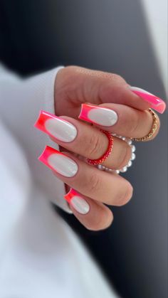 Discover 20+ Trendy Coffin Nails We Can't Get Enough Of This Year! Whether you love Girly Acrylic Nails or are looking for perfect Coffin Press On Nails, this collection has it all. From elegant Ballet Nails to bold Holiday Acrylic Nails, these designs will elevate your style. Try French Tip Acrylic Nails for a classic look or go for Gradient Nails to keep things fresh. If you prefer DIY, explore options with Acrylic Nail Tips and Nail Forms. Don't miss out on the latest trends in Manikur Kuk... Glitter French Nails