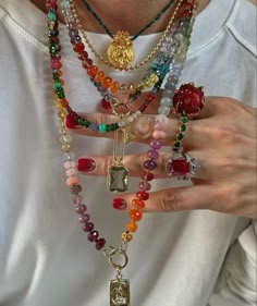 Necklace Inspo Aesthetic, Funky Jewelry Necklaces, Theater Outfit Ideas, Hippie Clothes Aesthetic, Theater Fashion, Theater Outfit, Funky Fits, Funky Aesthetic, Texas Jewelry