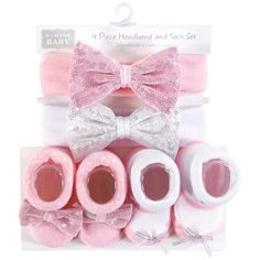 Hudson Baby socks and headband sets are the perfect accessory sets for your little one. Our sets include coordinating headbands and socks so your baby is looking fashionable from head to toe. Our headbands and socks are great for dressing up or everyday wear. Our sets makes a terrific baby shower gift. Target Baby, Infant Girl, Hudson Baby, Fancy Bags, New Baby Girls, Baby Socks, Baby Things, Baby Skin