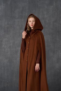 Brown Wool Coat, Harness Fashion, Hooded Wool Coat, Medieval Clothes, Cashmere Cape, Cashmere Fabric, Cozy Knits