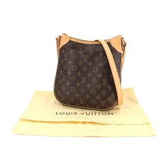 Louis Vuitton Monogram Odeon Pm Shoulder Bag Brown Louis Vuitton Monogram Odeon Pm Shoulder Bag Brown Gold Hardware W27h28d5cm Shoulder: 103-115cm (5 Adjustment Holes/3cm Intervals) Reversible Brown Shoulder Bag For On-the-go, Brown Reversible Shoulder Bag For On-the-go, Brown Designer Monogram Bag, Brown Monogram Print Shoulder Bag, Luxury Brown Monogram Print Bag, Gold Hardware, Brown Gold, Brown Color, Louis Vuitton Monogram