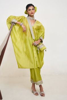 Lime green kaftan featuring coin, lace and cutwork on the neckline and sleeve hem. Paired with a lace detailed hem pant. - Aza Fashions Coin Lace, Green Kaftan, Kurta And Pants, Lace Kaftan, Green Anarkali, Lace Neckline, How To Hem Pants, Pants Pattern, Cut Work