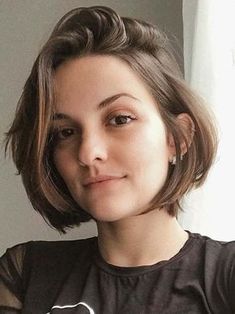 summcoco gives you inspiration for the women fashion trends you want. Thinking about a new look or lifestyle? This is your ultimate resource to get the hottest trends. 29 Summer Trendy Short Bob Haircuts Short Hair, A Woman, Hair, Black