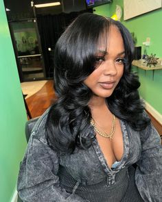 Quick Weave With Curtain Bangs, Layers Haircut Black Women, Quick Weave Curtain Bangs, Middle Part Curtain Bangs Black Women, Curtain Bang Black Women, Curtain Bangs Quick Weave, Curtain Bangs Wig Black Women, Quick Weave Layers, Pretty Curtain Bangs