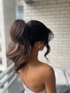 Bridal High Ponytail Brunette, Sleek Ponytail Bridesmaid, Bridal Ponytail Brown Hair, Brunette Bridal Ponytail, High Wedding Ponytail, Reception Pony Hairstyles, Bridal Hair High Ponytail, Glam Ponytail Hairstyles Wedding, High Pony Bridal Hair