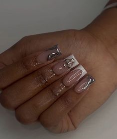 Pink N Silver Nails, Birthday Nails Silver, Pink And Silver Nail Designs, Grey Nails Acrylic, Nailart Cute, Grey Nails, Hard Nails, Colored Acrylic Nails