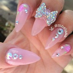 Pink Stiletto Nails, Nail Bling, Nails Flowers, Nail Jewels, Floral Nail, Pretty Nail Designs, Floral Nail Art, Exotic Nails, Almond Acrylic Nails