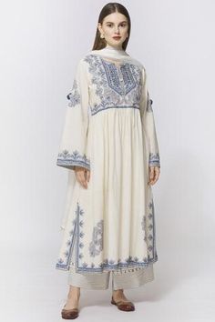 Shop for Simar Dugal White Cotton Chanderi Kurta Palazzo Set for Women Online at Aza Fashions Kurta Palazzo Set, Collection Ideas, Pakistani Fashion Casual, Pakistani Dresses Casual, Pakistani Fashion Party Wear, Salwar Kamiz, Palazzo Set, Simple Pakistani Dresses, Beautiful Dress Designs