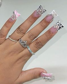 Duck Nail Inspo Y2k, Duck Nail Designs Y2k Short, Y2k Duck Nails Short, Short Acrylic Nails Y2k, Y2k Nails Duck, Braiders Nails, Short Y2k Nails, Nails Designs Ombre, Y2k Duck Nails