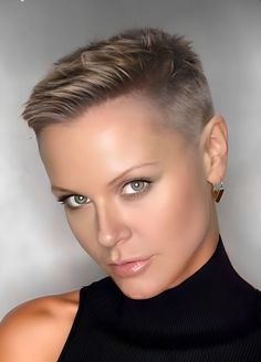 Buzzcut Girl, Buzz Cut Women, Shaved Pixie, Short Hair Model, Short Shaved Hairstyles, Fade Cut, Red Hair Woman