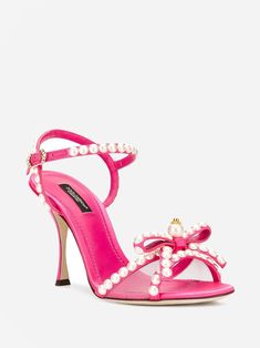 These fuchsia goatskin-silk blend pearl-embellished 105mm sandals from Dolce & Gabbana will bring a touch of glamour everywhere you go. Featuring faux-pearl embellishments, strappy design, side buckle fastening and bow on the front, designer shoes are crafted mesh panels, an open toe high stiletto heel. leather sole branded insole completes this luxurious design. Pearl Crochet, Dolce And Gabbana Earrings, Bow High Heels, Tie Heels, Pregnancy Clothes, Dr Shoes, Satin Sandals, Crochet Sandals, Dolce Gabbana Shoes