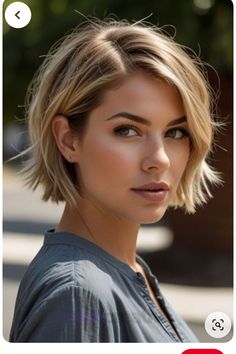 Soft Blonde Balayage Short Hair, Short Scarf Hairstyles, Short Haircuts For Women Fine Hair, Weather Women, Trendy Short Hairstyles, Haircut And Color, Short Haircut