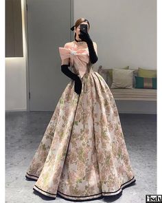 Fisdy - Traje de noche para banquete nupcial en satén jacquard de primera calidad Look Gatsby, Prom Dress Pictures, Vintage Evening Gowns, Satin Evening Gown, Strapless Evening Gowns, 파티 드레스, Fairytale Dress, Fantasy Dress, Glam Dresses