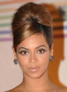 Beyonce Hair, 1950s Hairstyles, Prom Hair Updo, Penteado Cabelo Curto