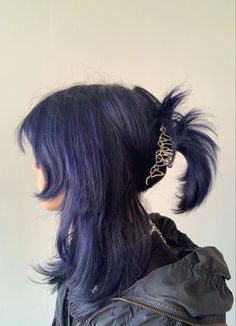 Periwinkle Hair Highlights, Blue Purple Black Hair, Hair Colours For Dark Skin, Short Dark Blue Hair, Purple Hair Aesthetic, Dark Blue Hair