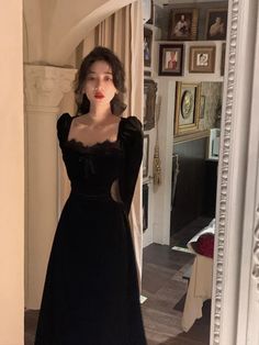 Slim Black Velvet Korean Style Elegant Midi Dress     Note:Since manual measurement has certain errors, the measurement error of 1-3cm is not the standard for return of goodsSuggestion: Choose the size according to your weight.Size S Weight: 40 kg - 45 kgSize M Weight: 47.5 kg - 52.5 kgSize L Weight: 55 kg - 60 kgSize XL Weight: 60 kg - 62.5 kgSize Information（midi dress）Size S Bust:74cm Waist:60cm Shoulder:32cm Length:97cm Sleeve:58cmSize M Bust:78cm Waist:64cm Shoulder:33cm Length:98cm Sleev Casual Korean Fashion, Korean Fashion Elegant, Black Velvet Midi Dress, Vintage Lace Dress, Elegant Midi Dress, Velvet Dress Casual, Lace Dress Design, Elegant Midi Dresses, Velvet Midi Dress