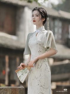 Chinese Elegant Dresses, Chinese Evening Dress, Elegant Chinese Dress, White Chinese Wedding Dress, Chinese Dress Modern Mandarin Collar, China Dress Modern, Qipao Dress Modern Chinese Style, Chinese Qipao Modern, Qipao Aesthetic