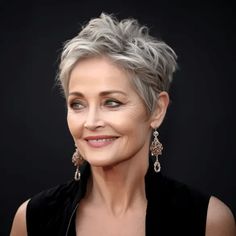 Pixie with Swept Back Crown Pixie Mullet Over 50, Short Haircut For Thick Wavy Hair Older Women, Pixie 60 Year Old, Bixie Colour Haircut 2024, Short Hair Cuts For Fine Hairfor Women Over 60