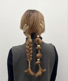 Double Belt Outfits, Κούρεμα Bob, Editorial Hair, Fishtail Braid, Hair Arrange, Two Braids, Trendy Hair Color, Sleek Hairstyles, Aesthetic Hair