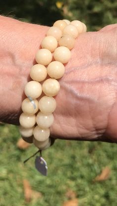 Pale yellow jade 8mm stretchy gemstone bracelet Beaded Dog Collar, Christmas Dog Collar, Pride Bracelet, Baby Necklace, Amber Resin, Yellow Jade, Single Bead, Baby Jewelry, Chunky Bracelets