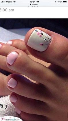 Feet Nail Design, Pedicure Nail Designs, Gel Toe Nails, Toe Nail Color, Pretty Toe Nails, Cute Toe Nails, Summer Toe Nails