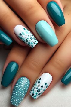 Teal Nail Designs, Teal Nails, Fancy Nails Designs, Pretty Nail Art Designs, Dots Nails, Gel Nail Designs, Fancy Nails, Chic Nails, Nail Designs Summer