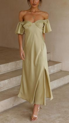 Toperth Butterfly Sleeve Off-Shoulder Dress – Toperth Robes Glamour, Split Long Dress, Elegant Midi Dresses, Satin Short, Solid Color Dress, Split Dress, Midi Short Sleeve Dress, Green Midi Dress, Butterfly Sleeves