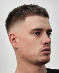 Men’s Summer Hairstyles, Marine Haircut, Army Haircut, Military Haircuts Men, Hairstyle Boy, Very Short Hair Men, Crew Cut Haircut, Military Hair